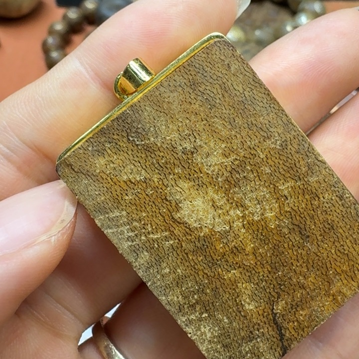 大叶紫檀（黑酸枝木类）