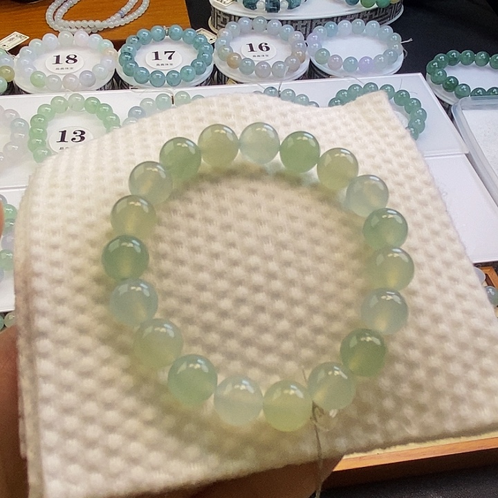 定制翡翠未镶嵌翡翠卡