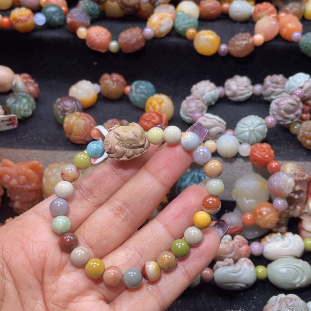 石英质玉手链未镶嵌