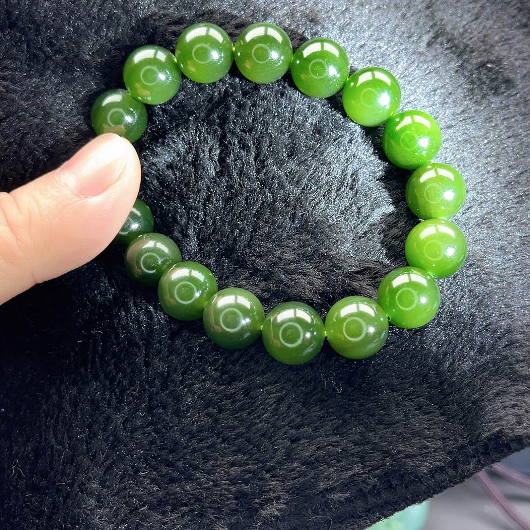 浮***.和田玉（碧玉）未镶嵌手串