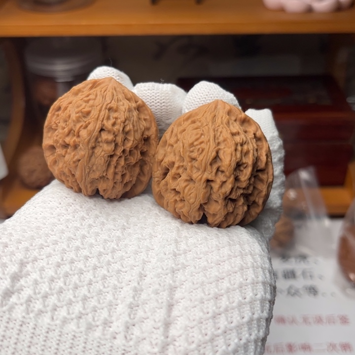 小***白吊坠文玩核桃南疆