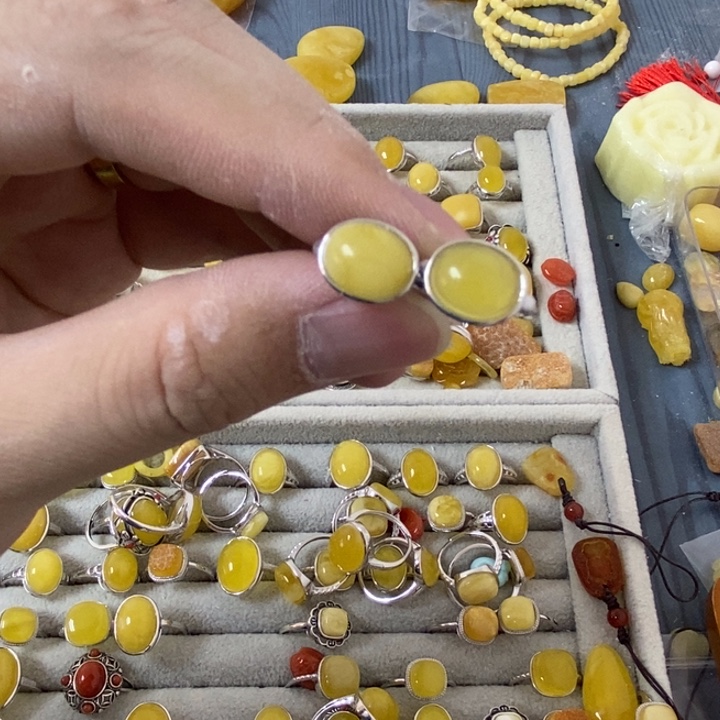 蜜蜡裸石银S925镶嵌耳扣