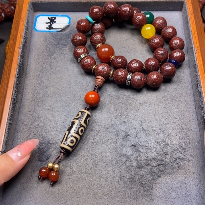 凤眼菩提吊坠菩提