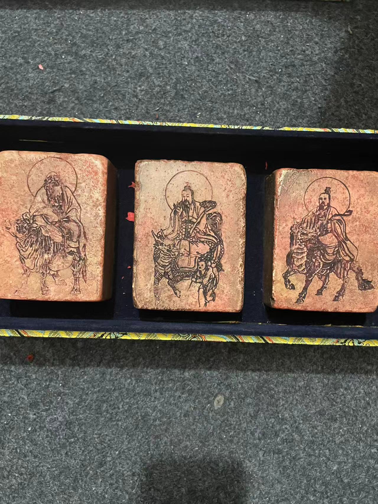 徐三庚寿山芙蓉石三清图