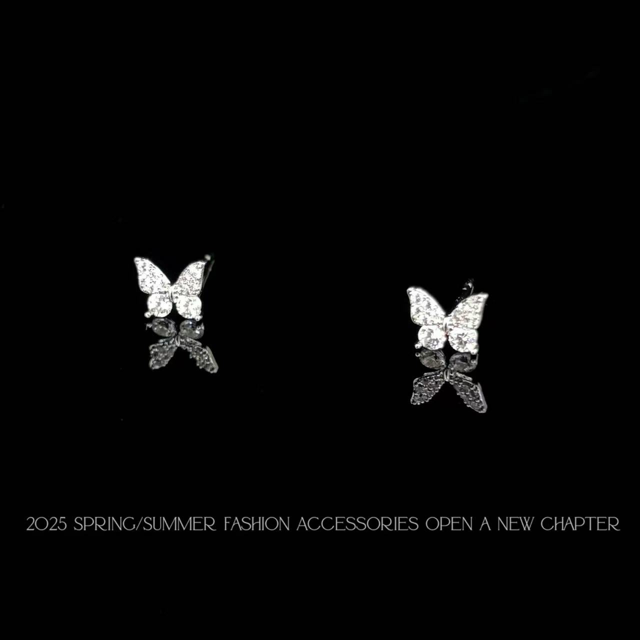 铜合金耳饰 镀K金 2025款C9572【指尖蝴蝶】BOBAOLI 耳钉