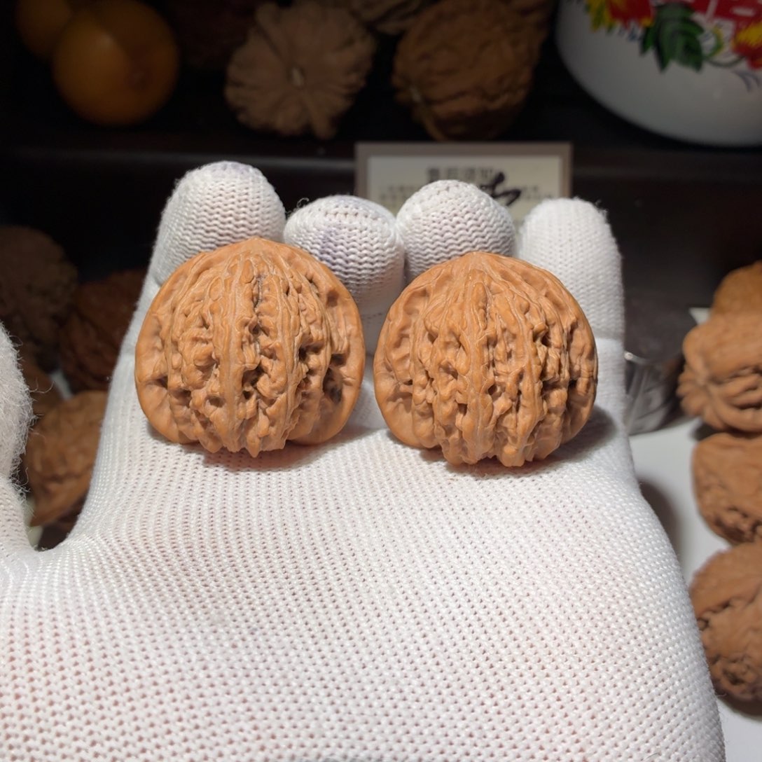 吊坠文玩核桃球 昌平密纹  36+