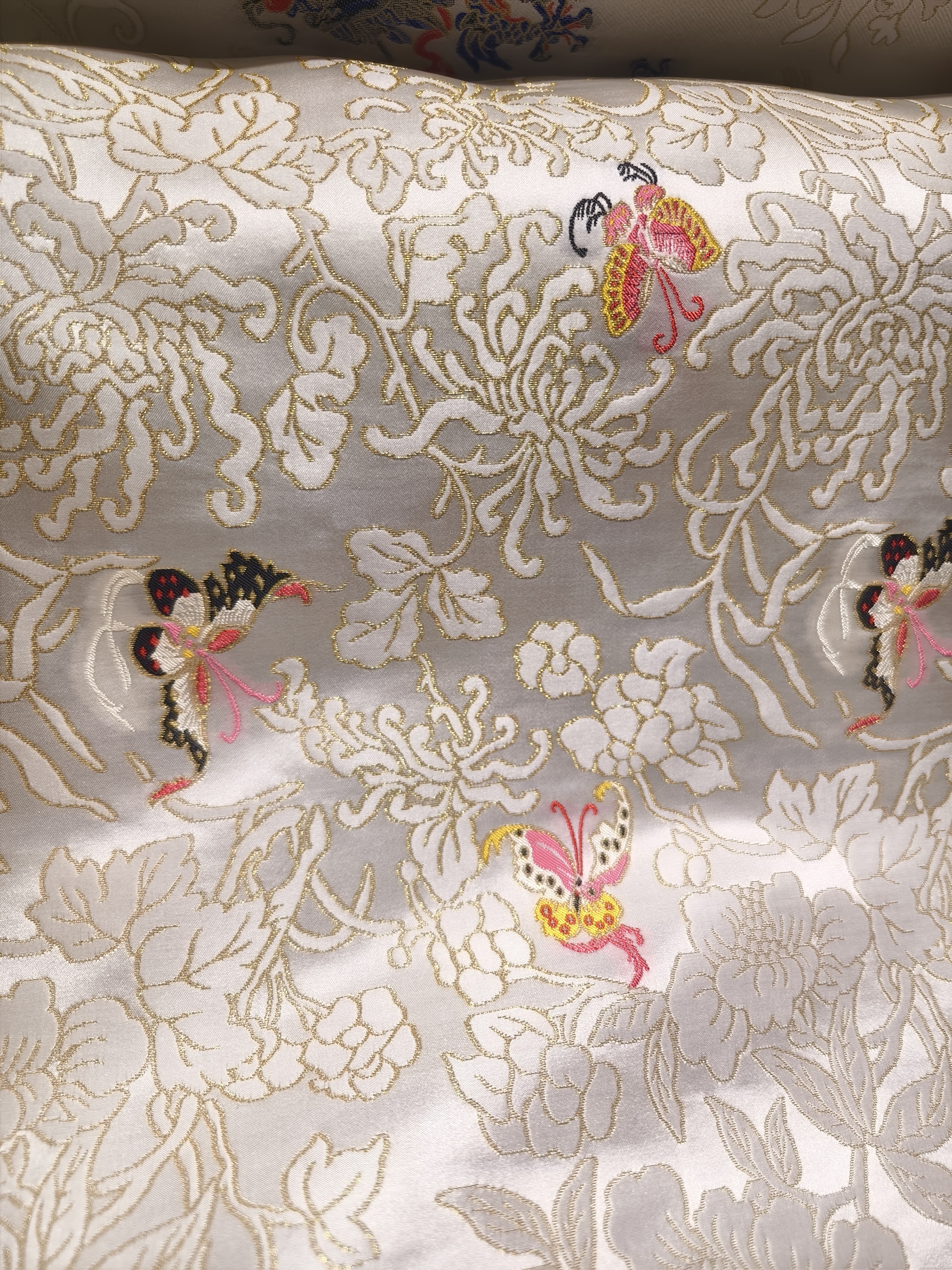 丝绸厂家桑蚕丝妆花云锦(仅花型参考）2