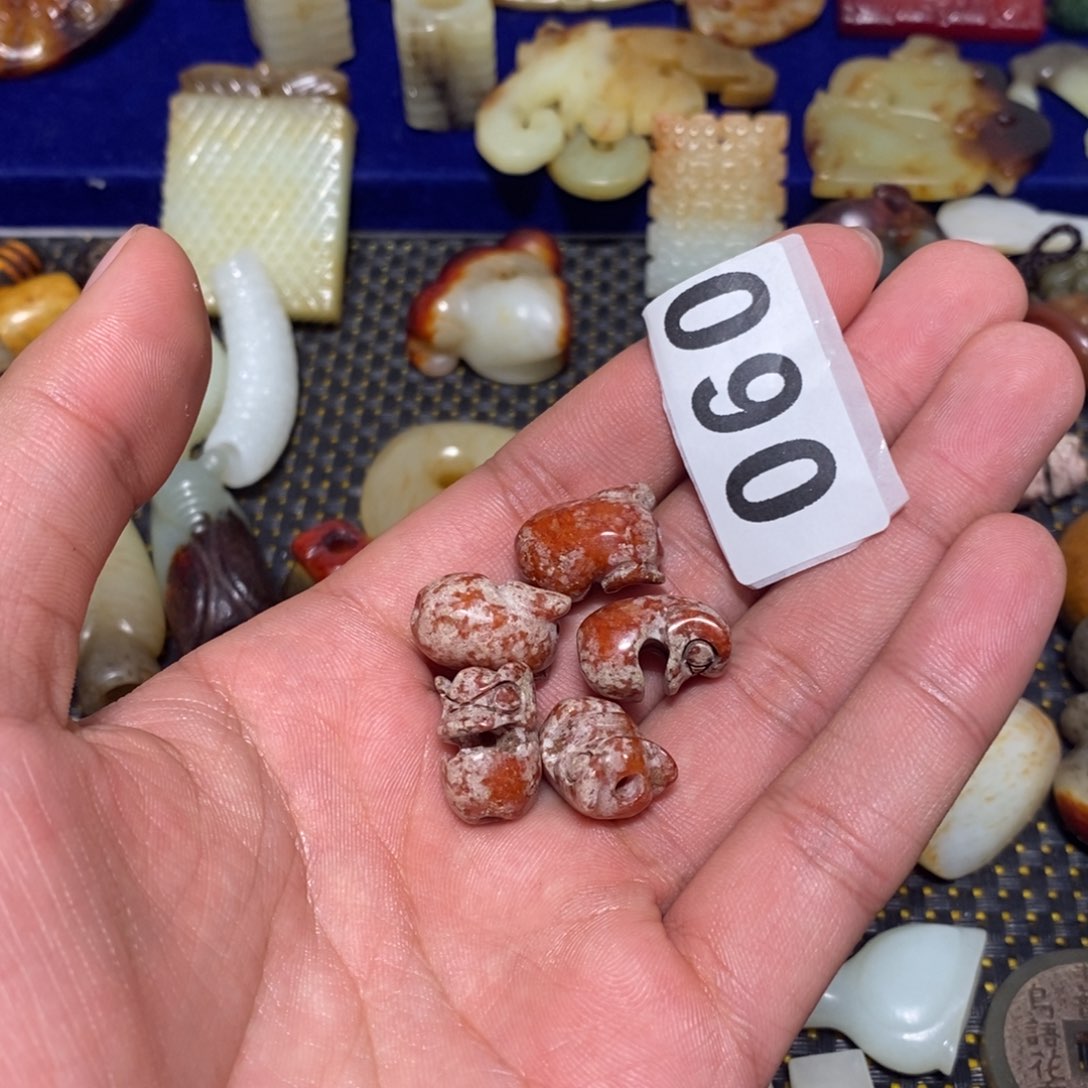 和田玉（糖玉）挂件未镶嵌