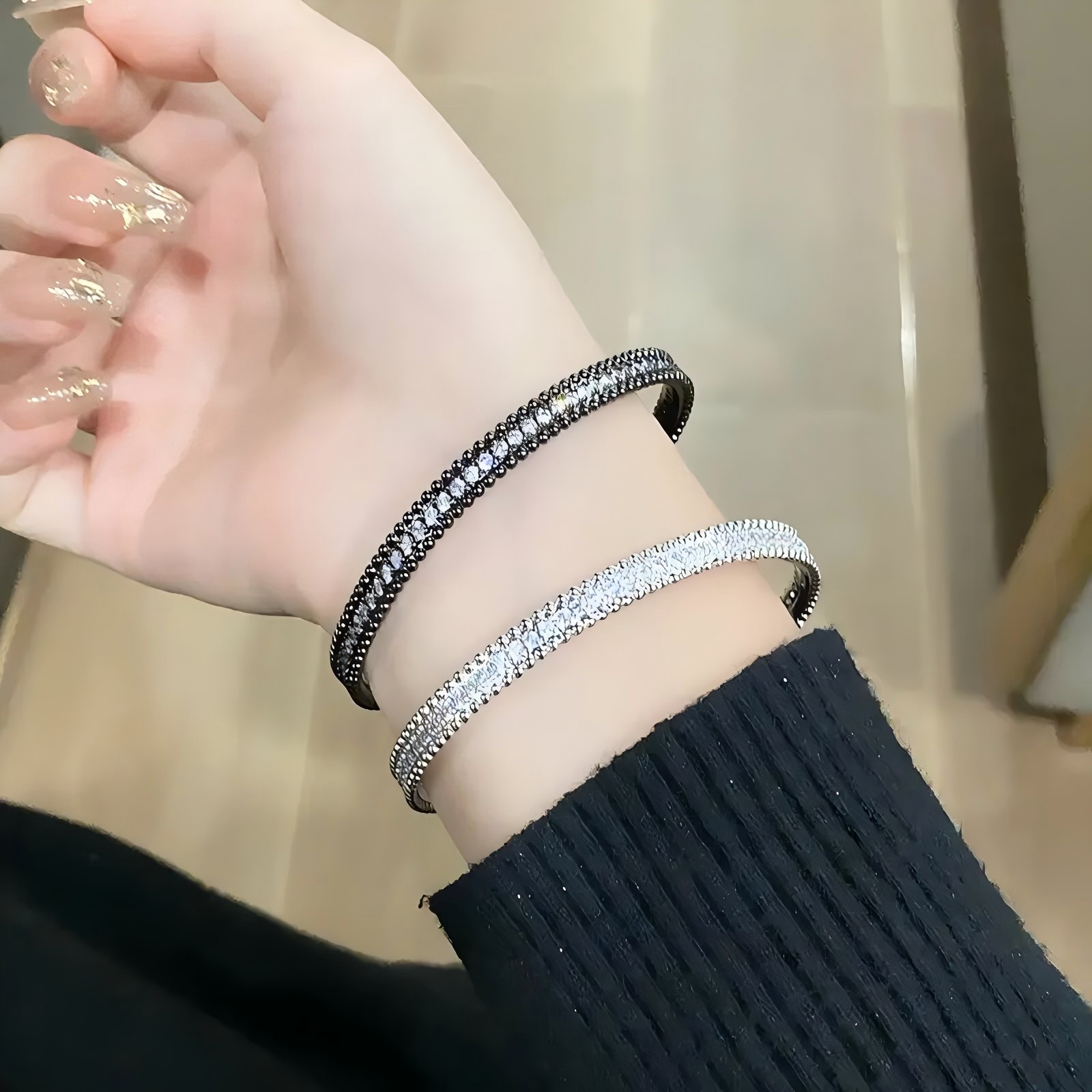 铜合金手镯 满天星镶钻开口黑白手镯高级气质时尚百搭手镯