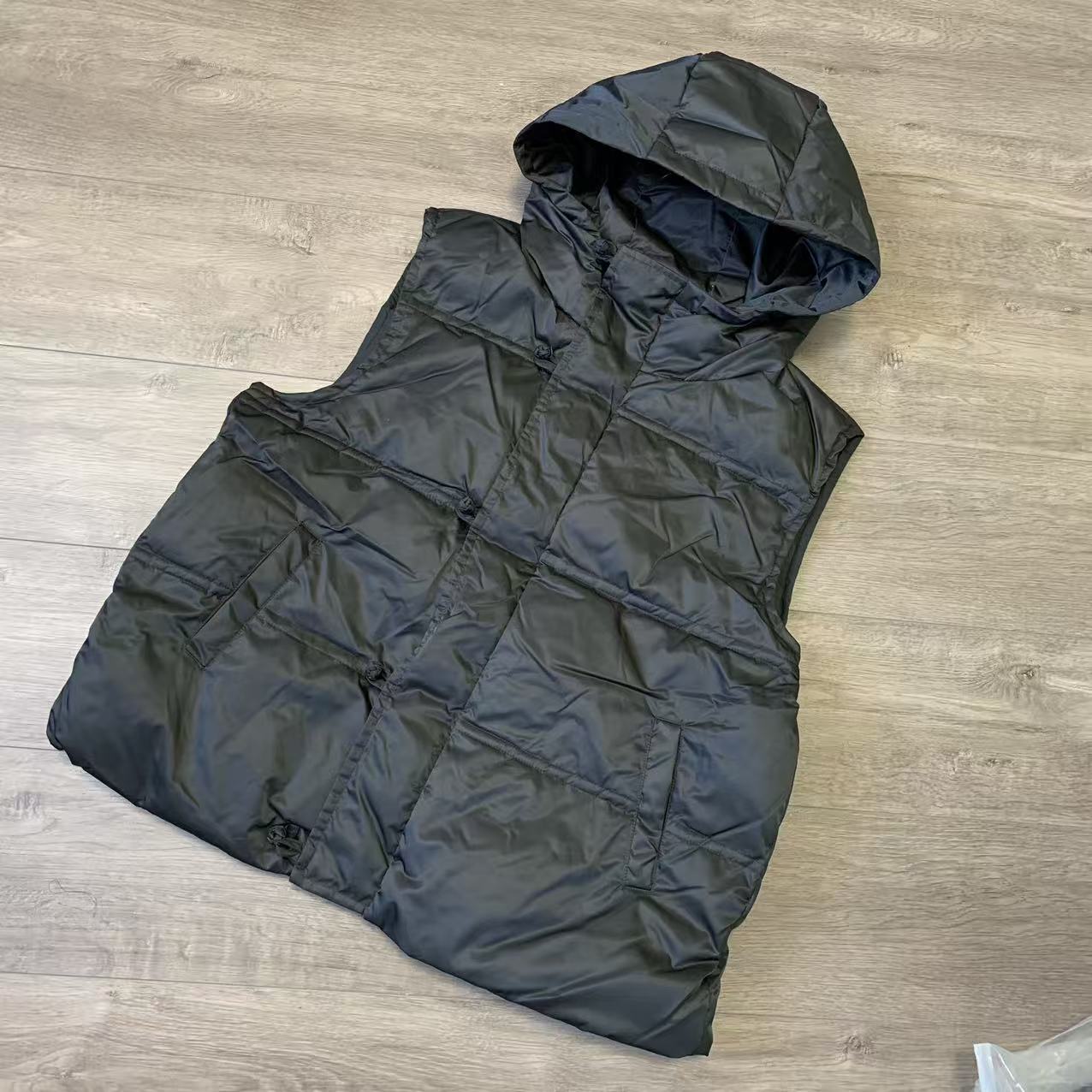 （现货）帽版盘扣羽绒马甲G1201-3