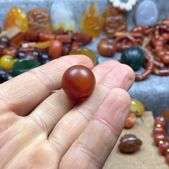 玛瑙/玉髓颈饰未镶嵌