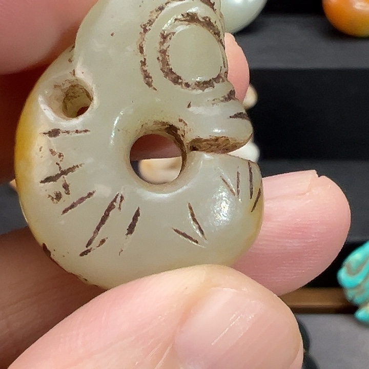 忆***和田玉（糖玉）未镶嵌挂件北方红山文化时期风格玉猪龙