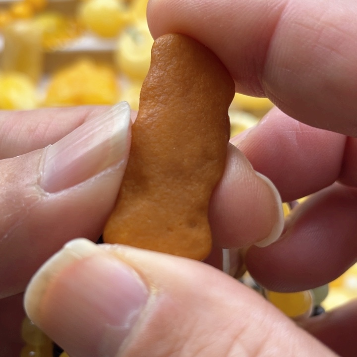 蜜蜡手串未镶嵌吊坠