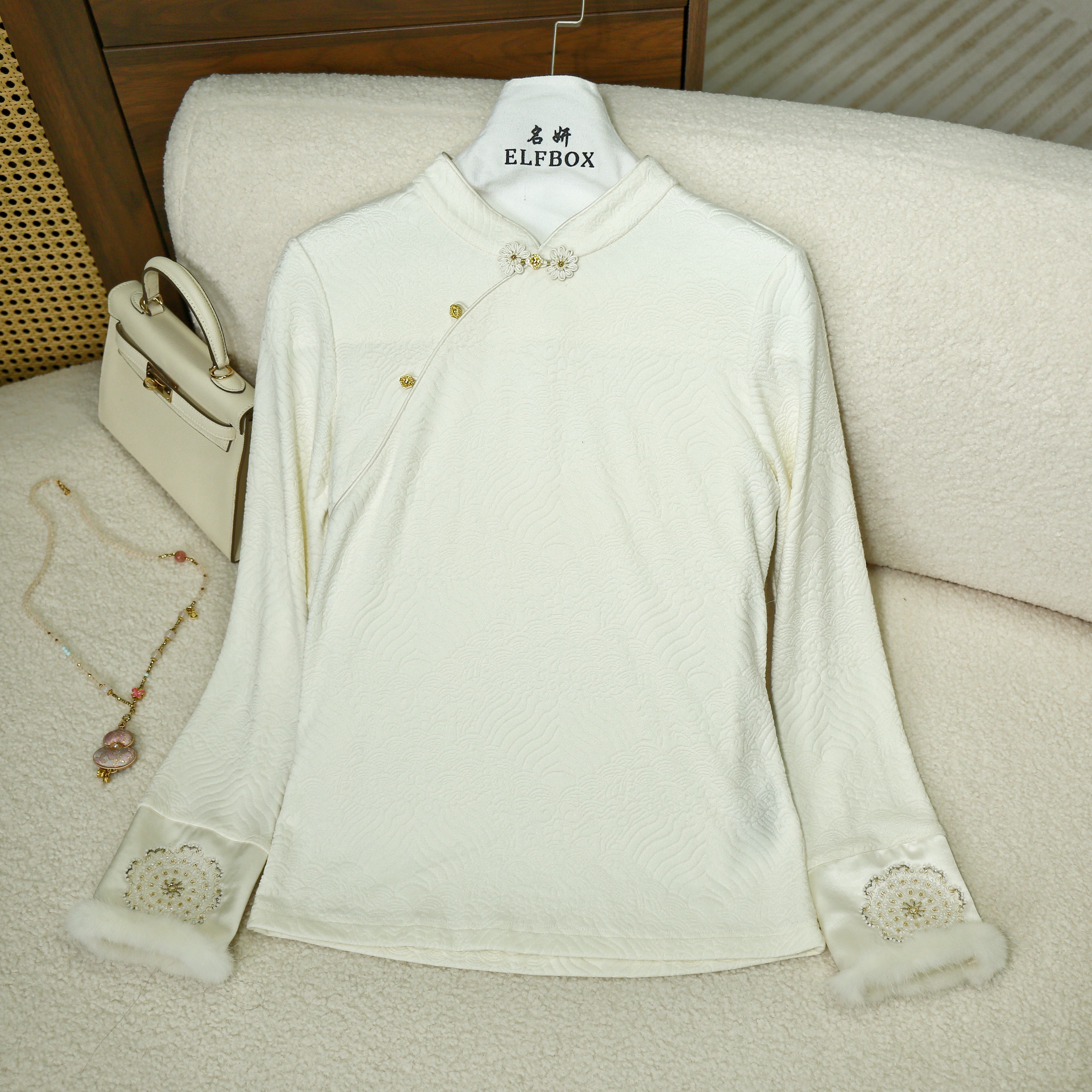 《暖玉》2025新款天丝羊毛拼接手工珠绣立领国风衬衣6694