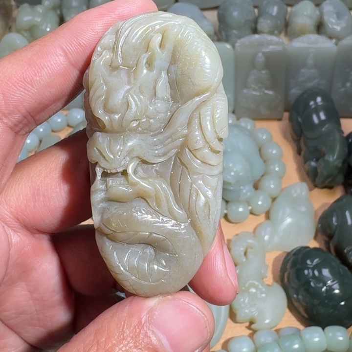 和田玉未镶嵌挂件