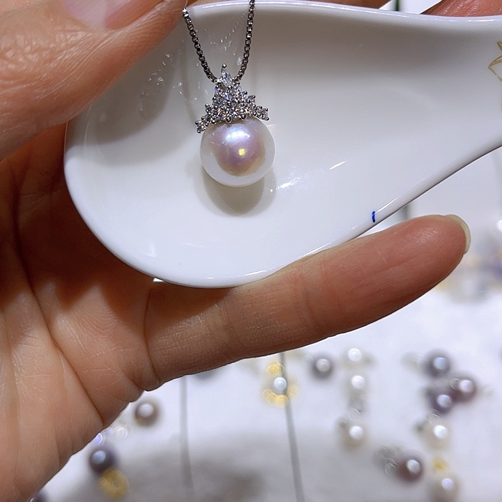 淡水珍珠白珠银色冰雪女王吊坠未镶嵌