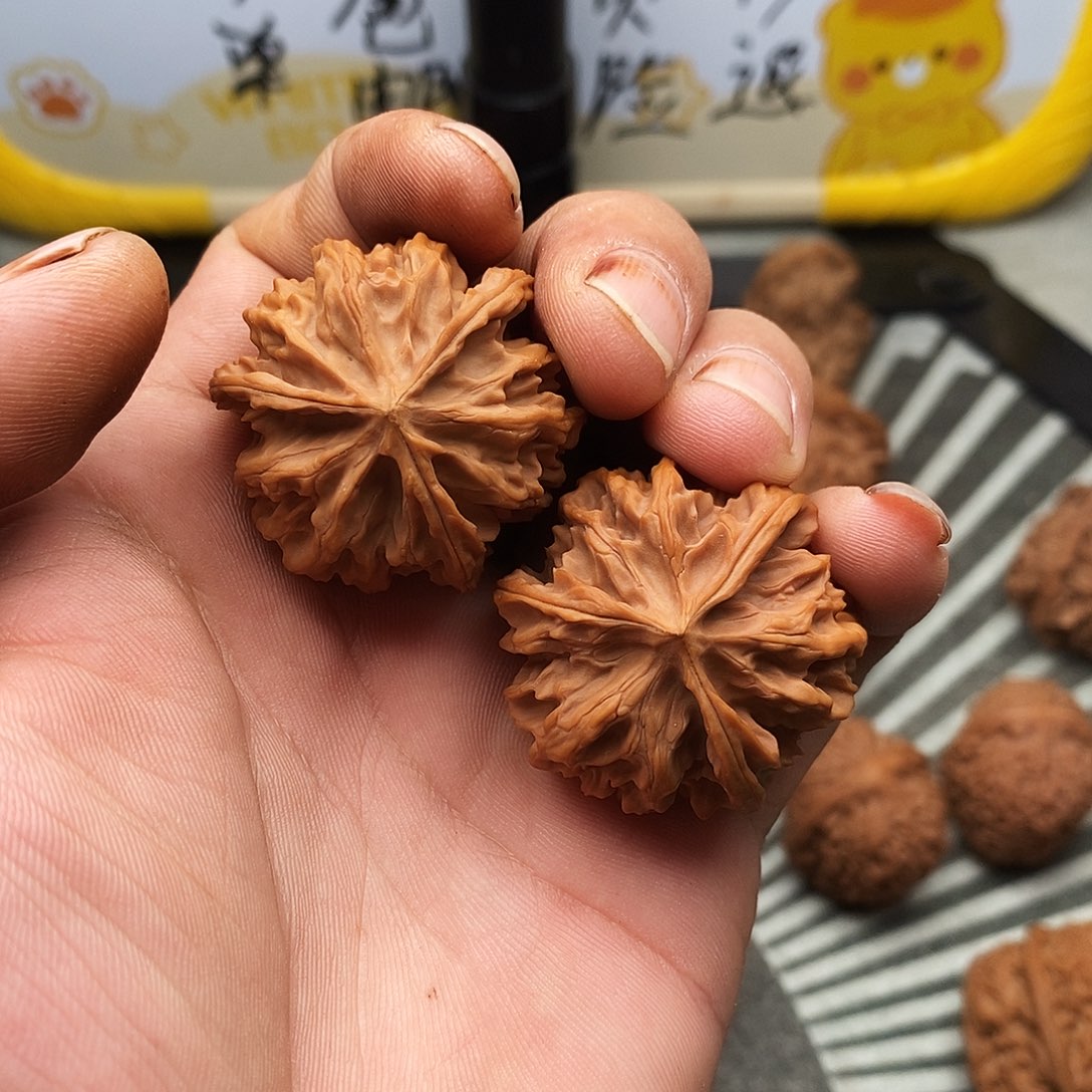 把件文玩核桃岐山三楞