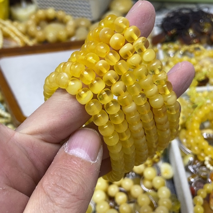 蜜蜡未镶嵌裸石多样性发货其一