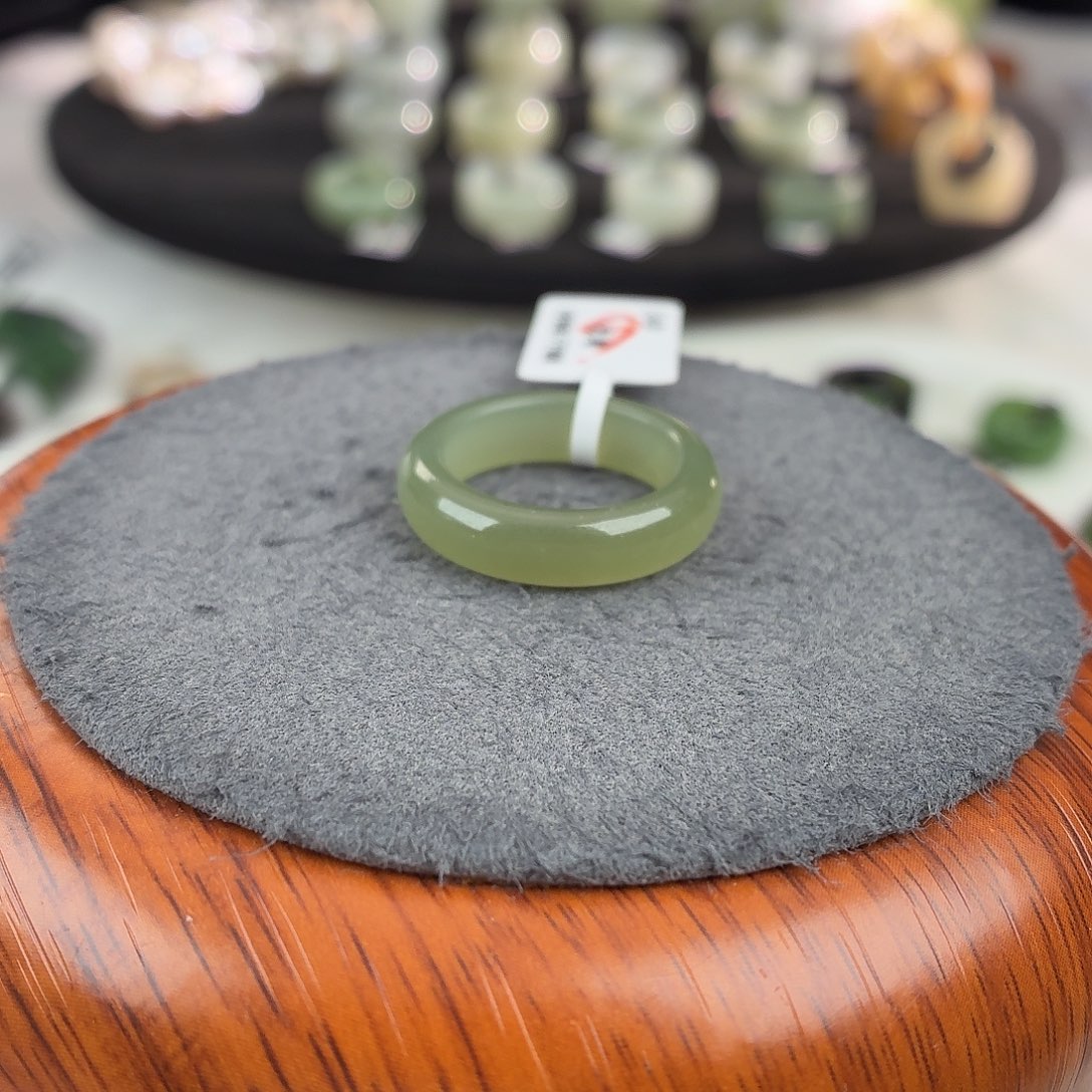 和田玉未镶嵌戒指b1晴水圆条17.3有包容不退换