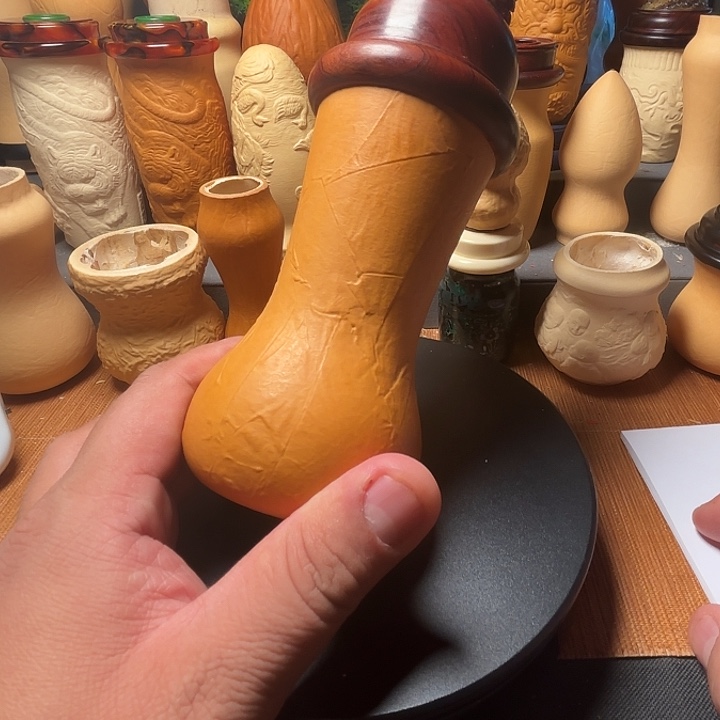 隐隐约约看到的就是这个画面