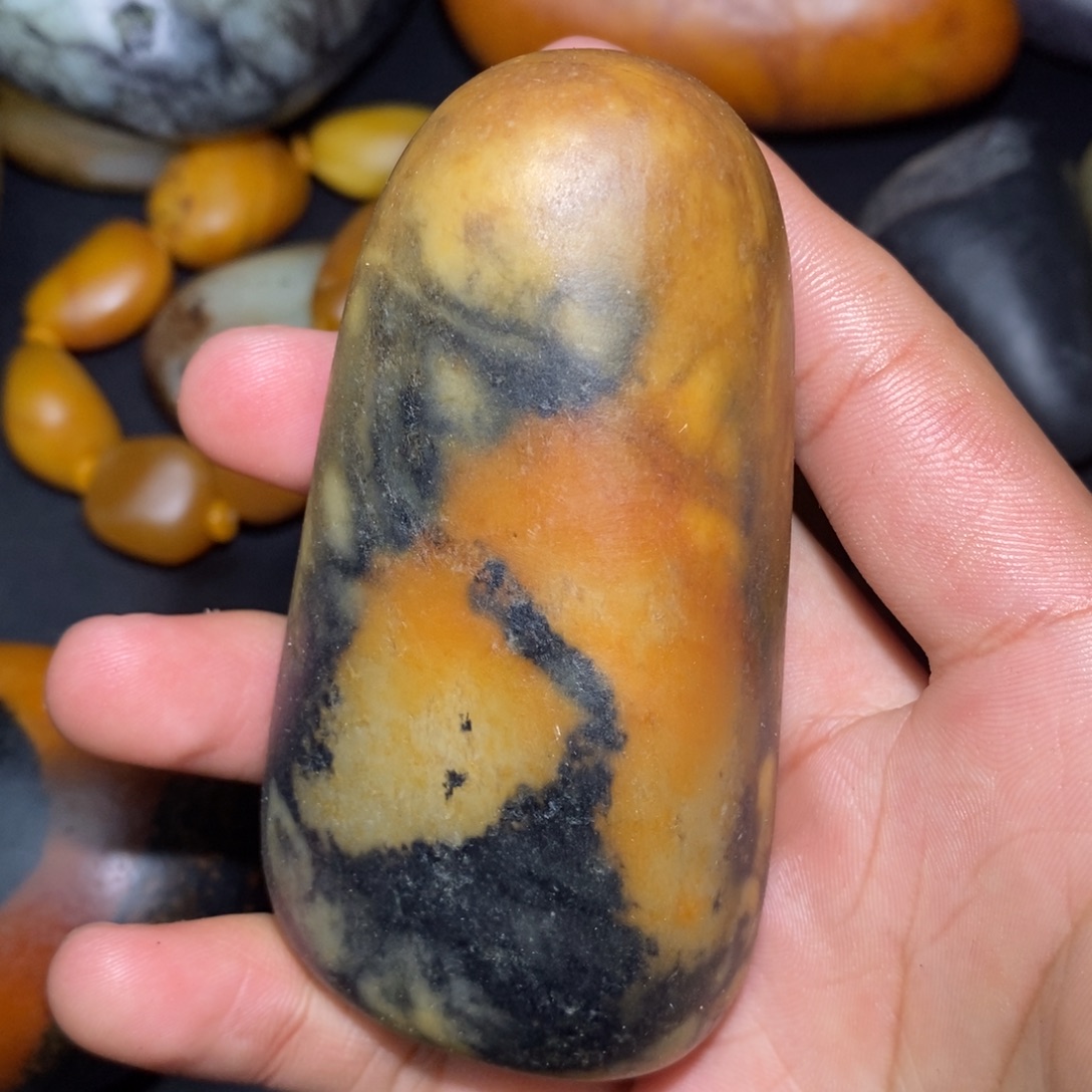 和田玉未镶嵌珠宝奇石