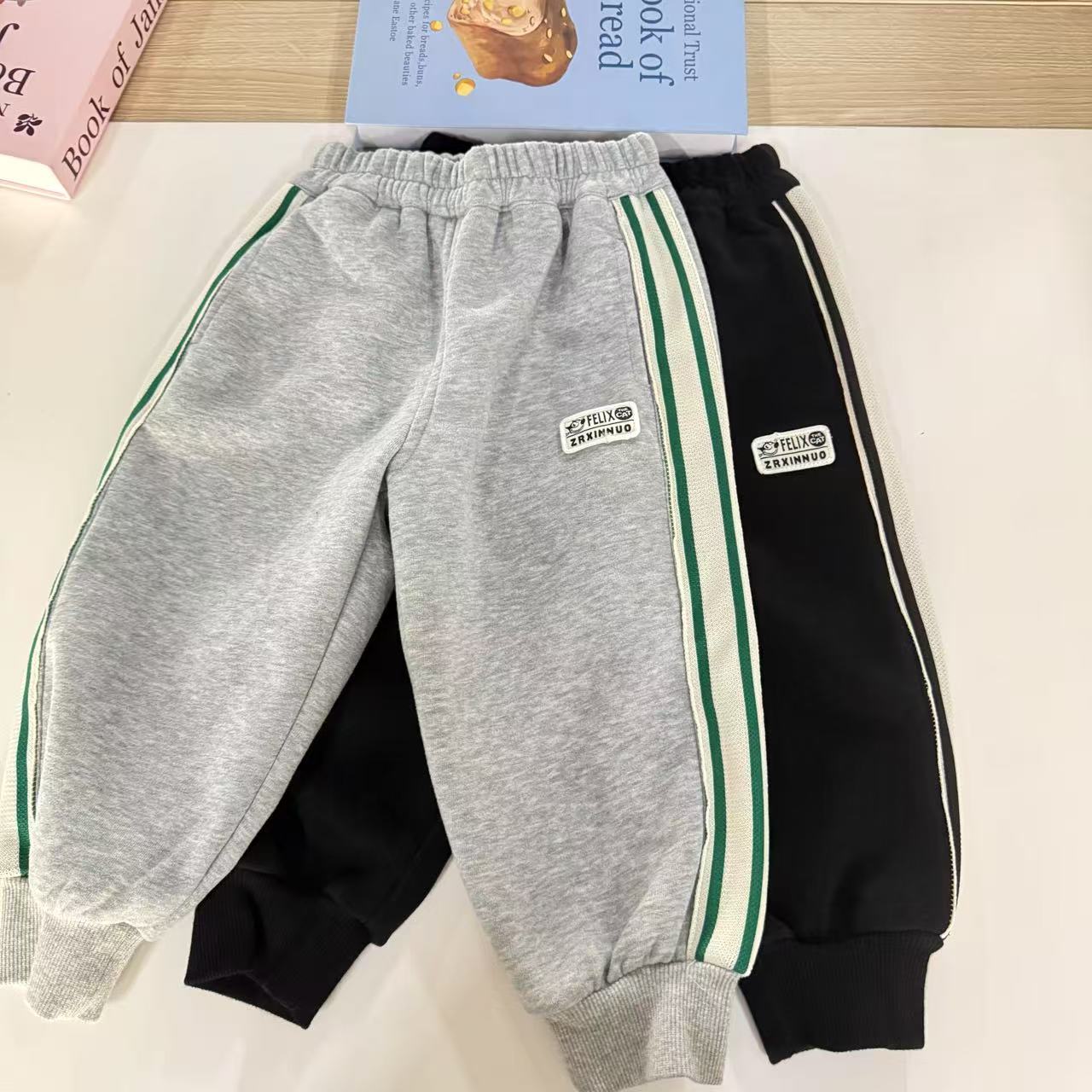 婴格朗迪K43儿童衣服男童女童装春秋装休闲百搭运动裤卫裤长裤