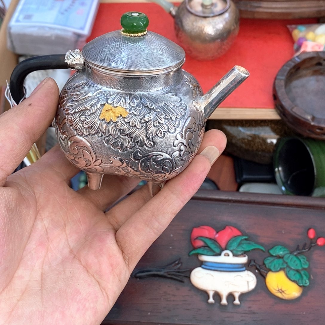 瓷片哈哈哈哈太喜欢我