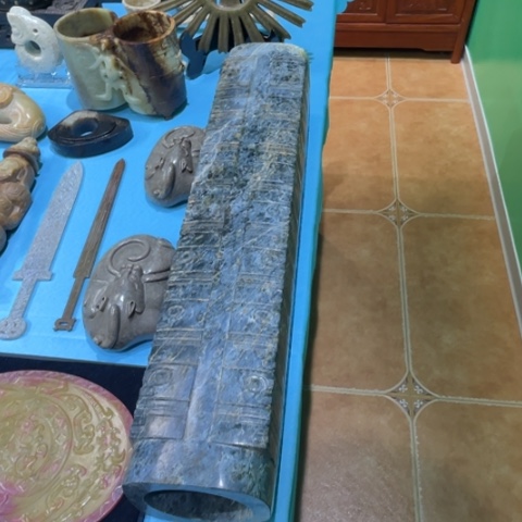 和田玉（糖玉）颈饰未镶嵌上**水