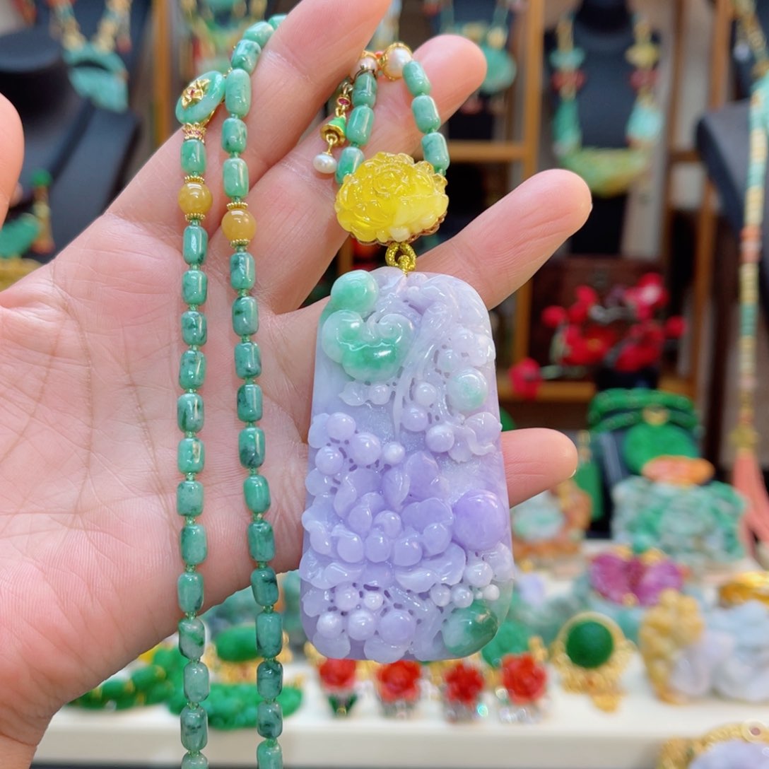 翡翠颈饰合金?****q48小时鉴赏期