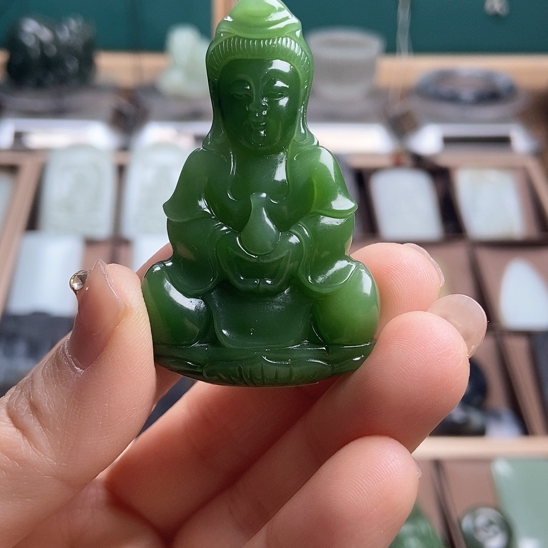 和田玉（糖玉）颈饰未镶嵌