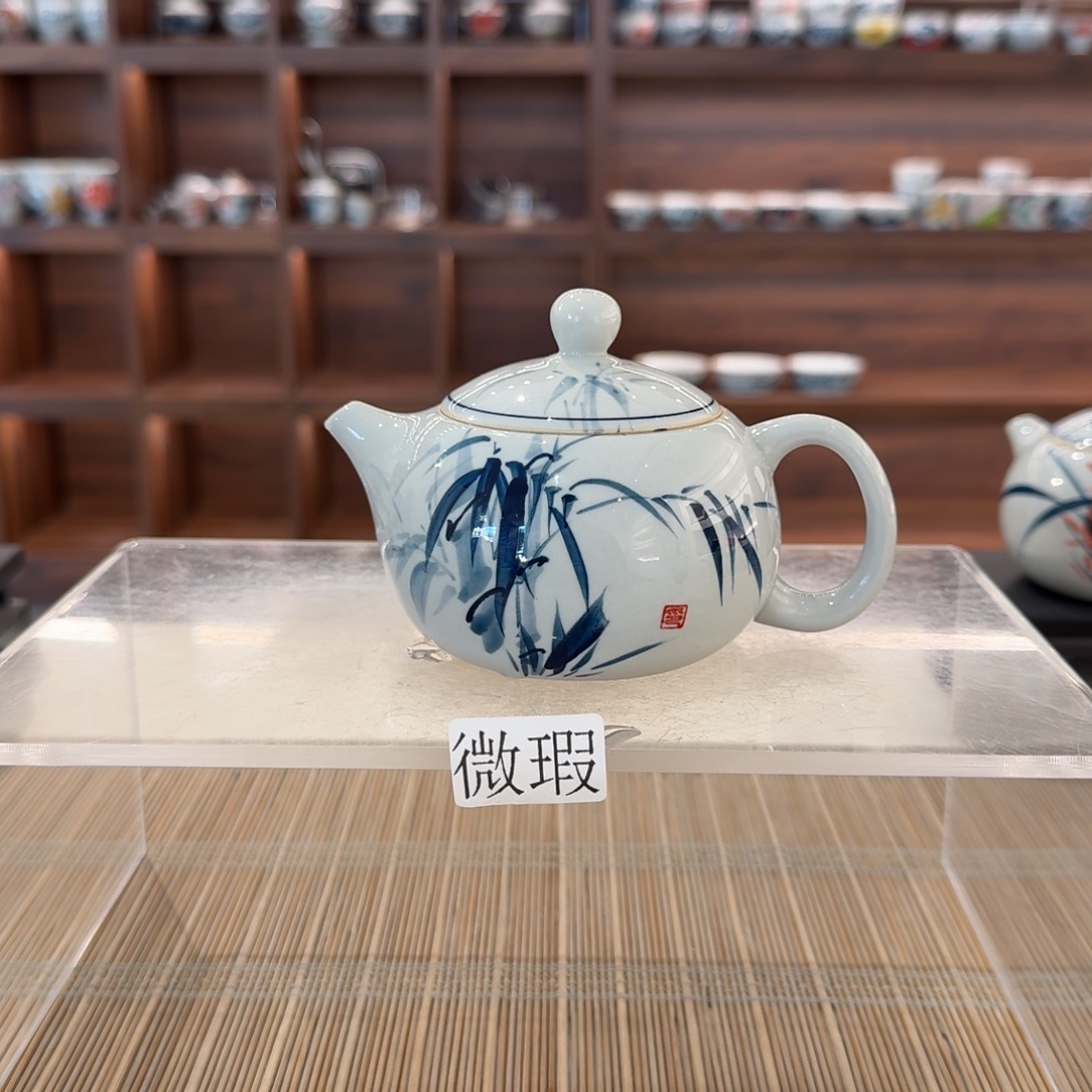 釉下手绘茶具微瑕