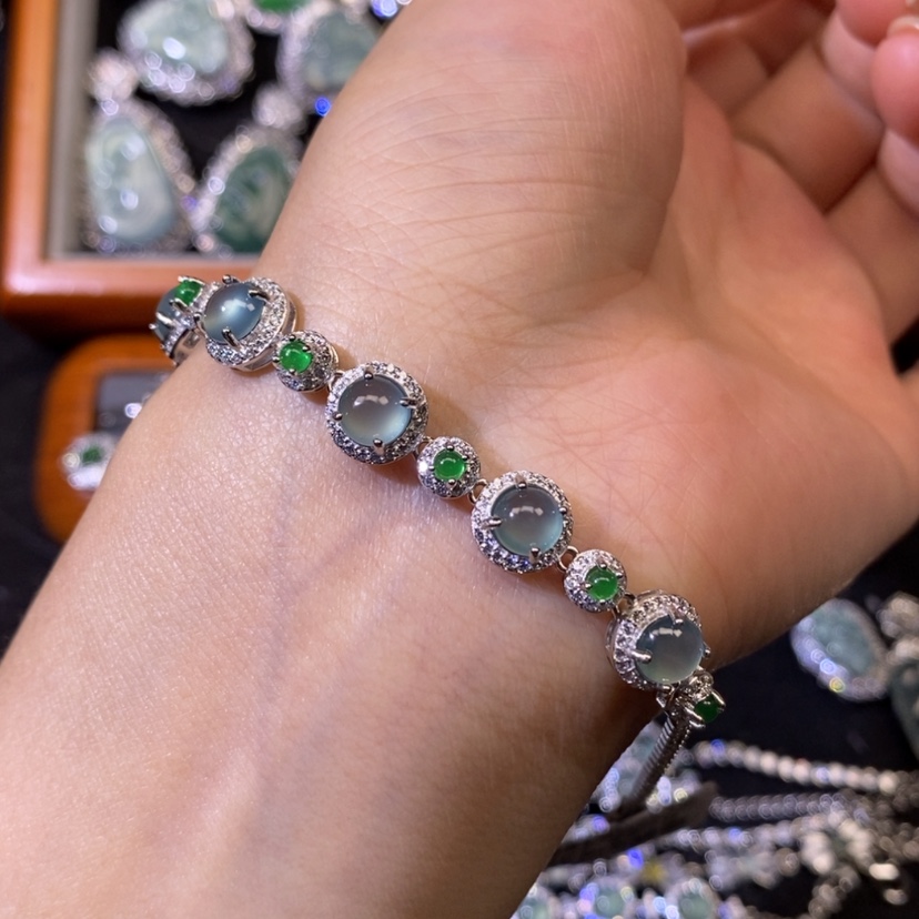 【闪购商品】翡翠颈饰银S925镶嵌天然