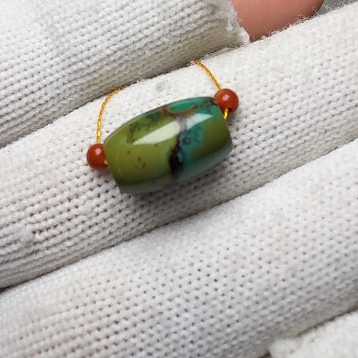 南红玛瑙未镶嵌珠宝奇石