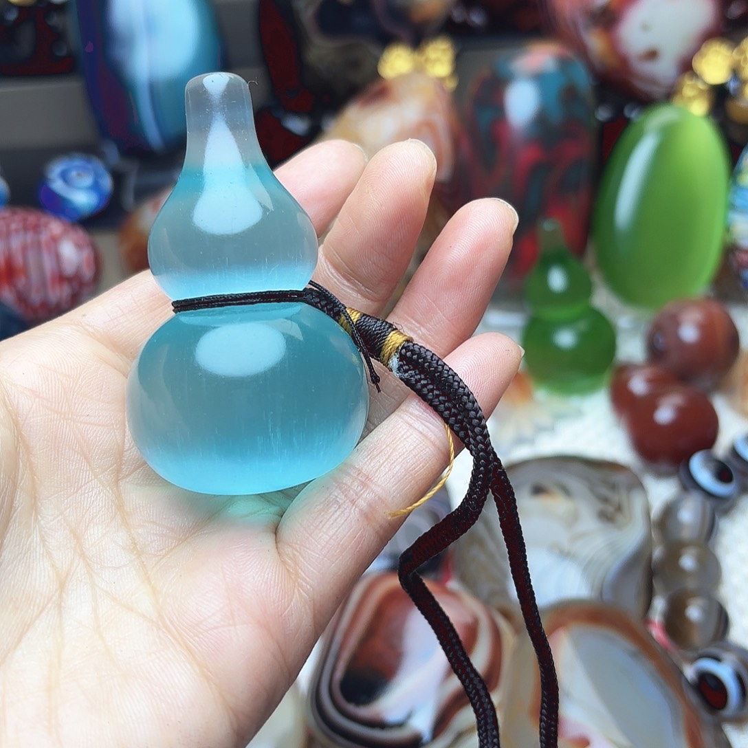 绝***华玛瑙/玉髓未镶嵌珠宝半成品