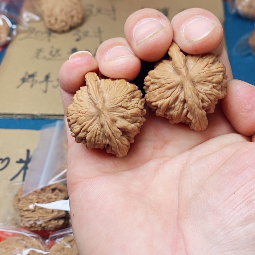 【闪购商品】文玩核桃吊坠吴*森92.92.92