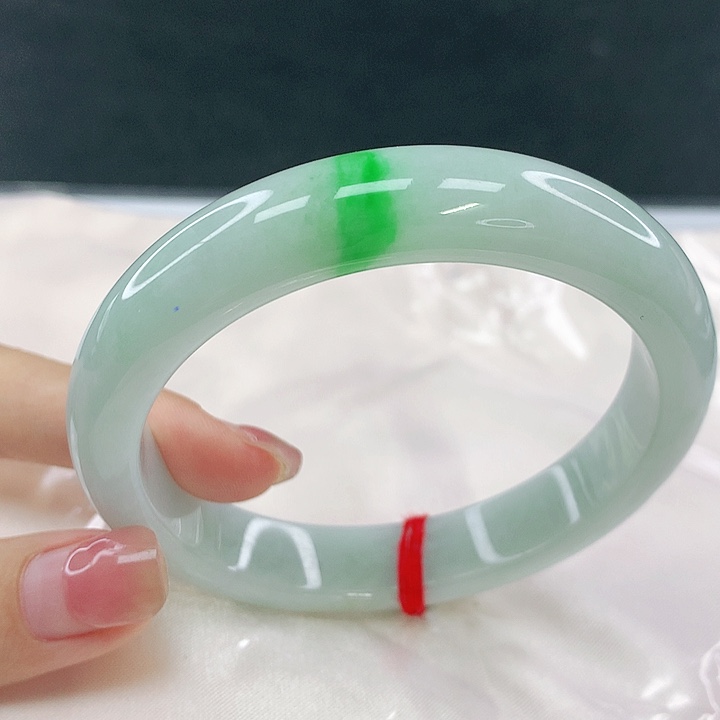 翡翠未镶嵌手镯圈60.5，13035