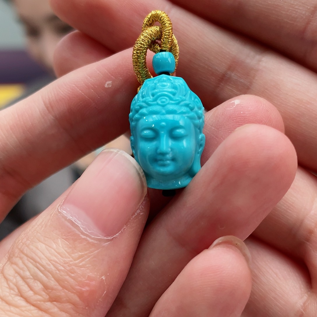 绿松石颈饰未镶嵌