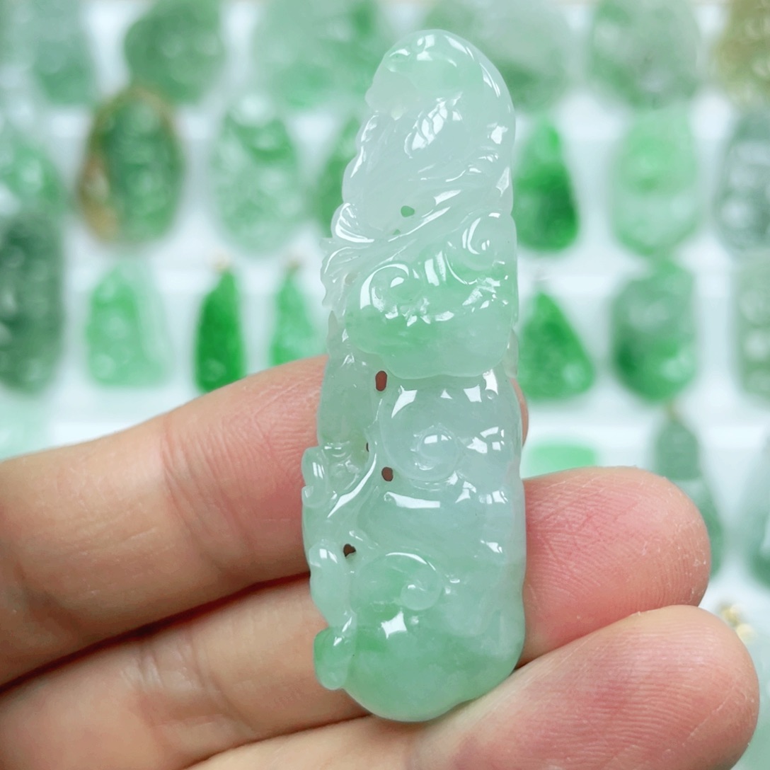 翡翠吊坠(不含链)未镶嵌