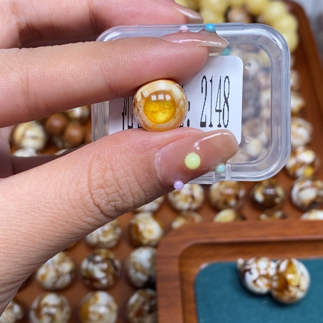 把件猴头核桃沁色圆珠老型2148