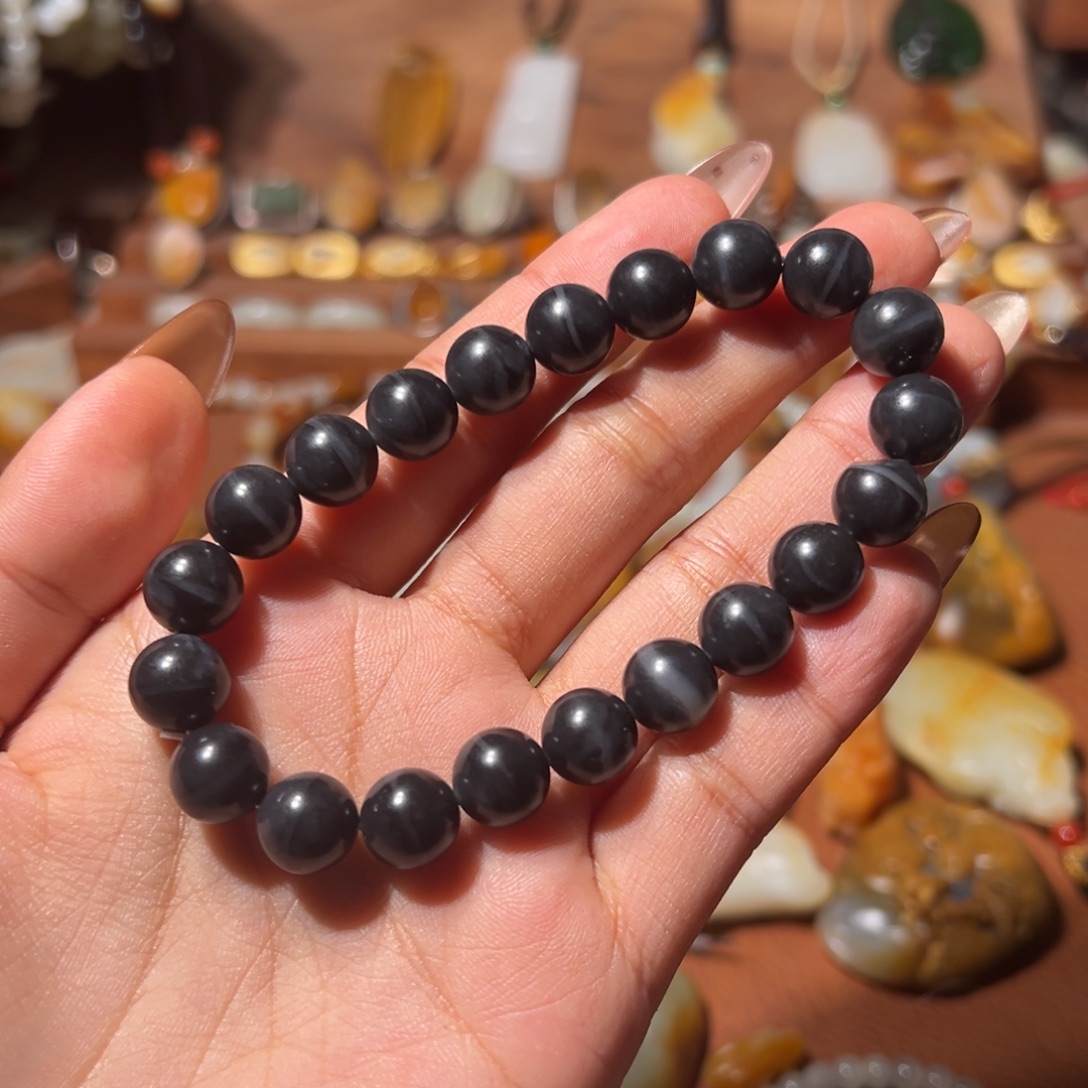 W***H和田玉未镶嵌颈饰