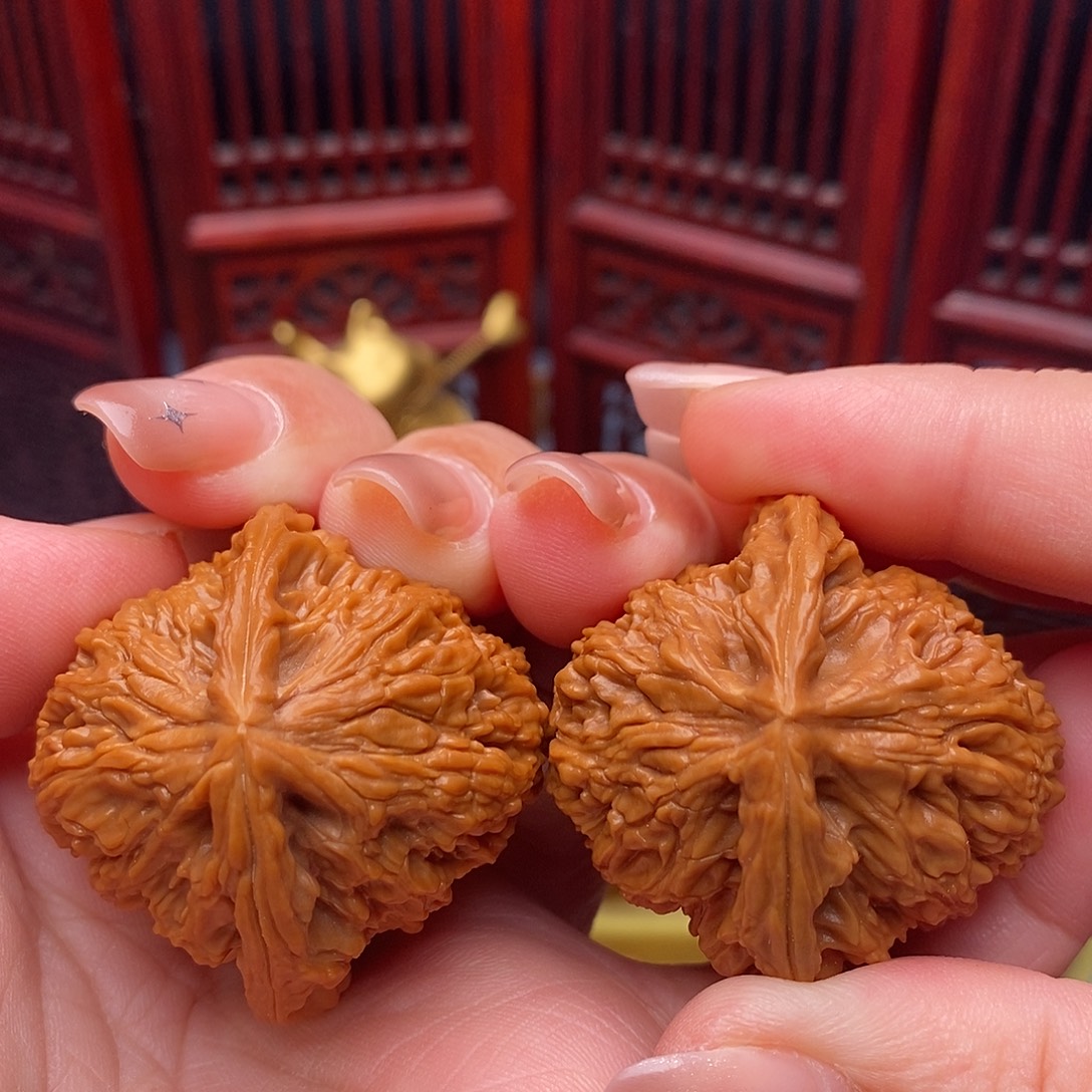 文玩核桃把件39.9全品毕业南疆