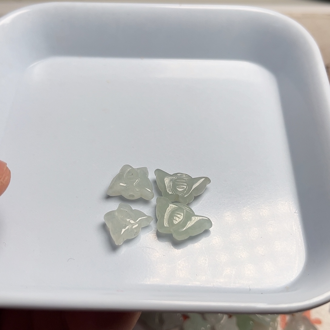 翡翠颈饰未镶嵌天然翡翠