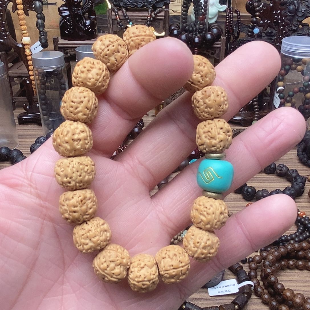 滴血莲花菩提手串