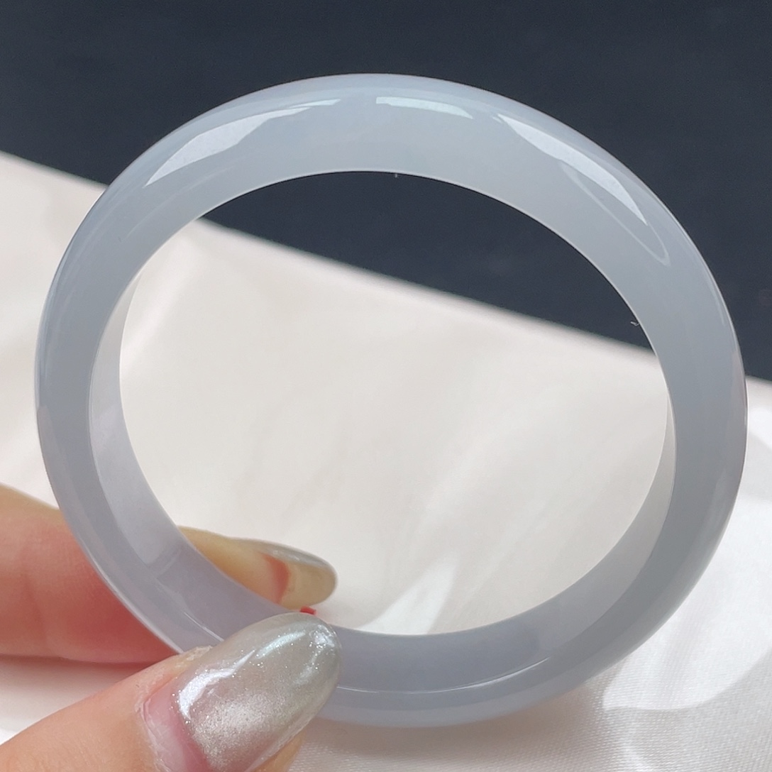 翡翠未镶嵌手镯52圈口