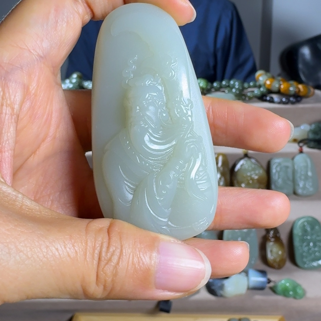 和田玉颈饰未镶嵌