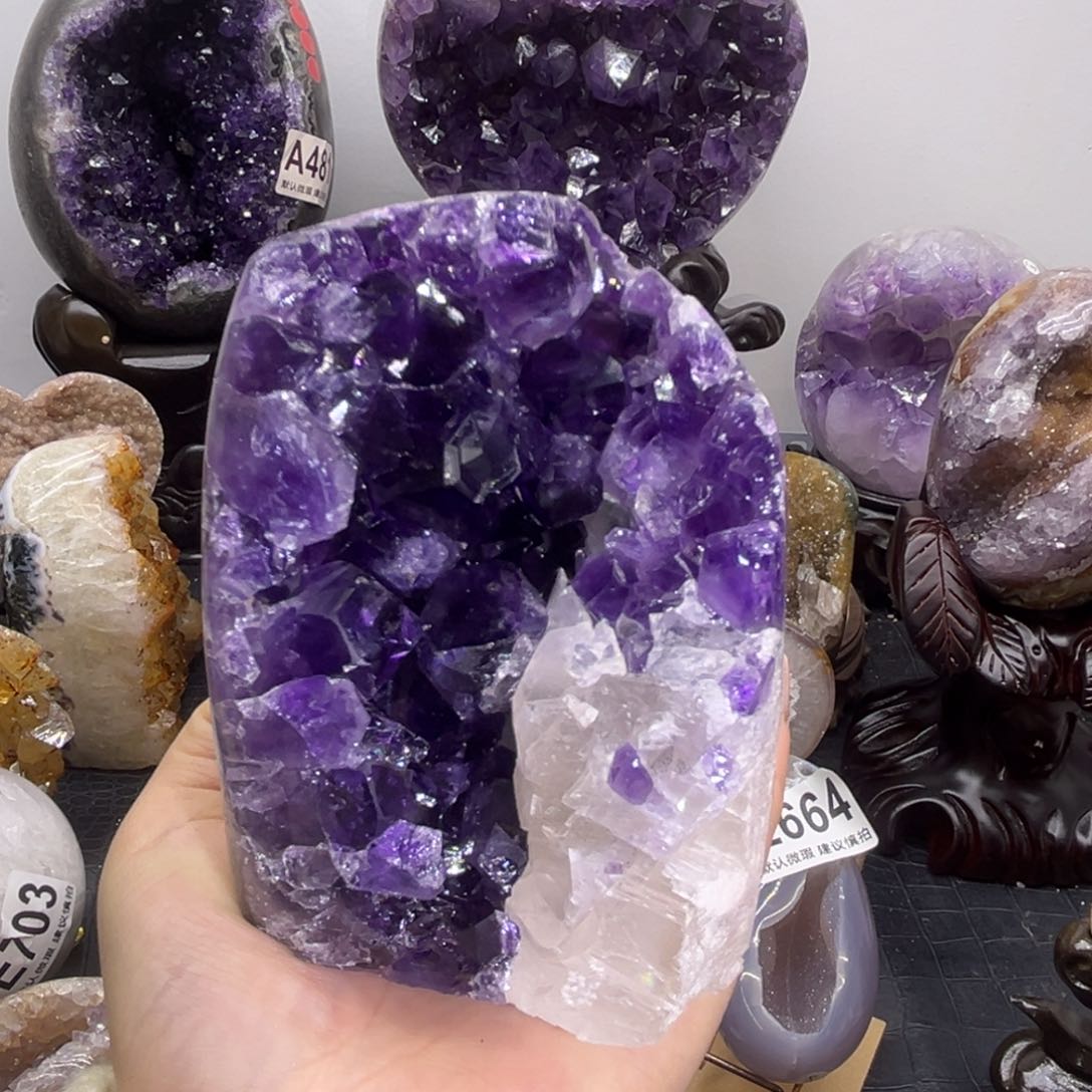 水晶大型摆件（非配饰）未镶嵌