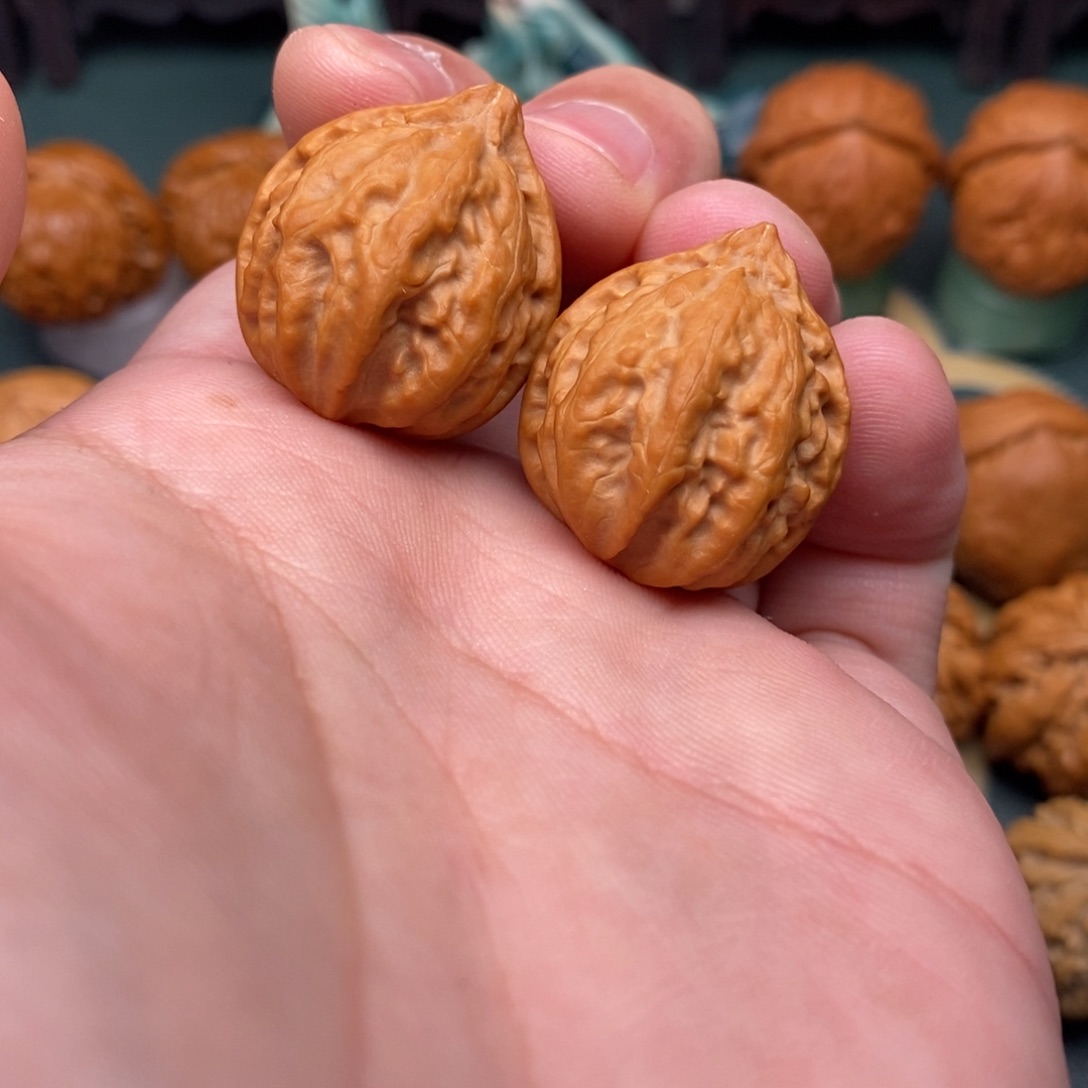 文玩核桃把件小八棱