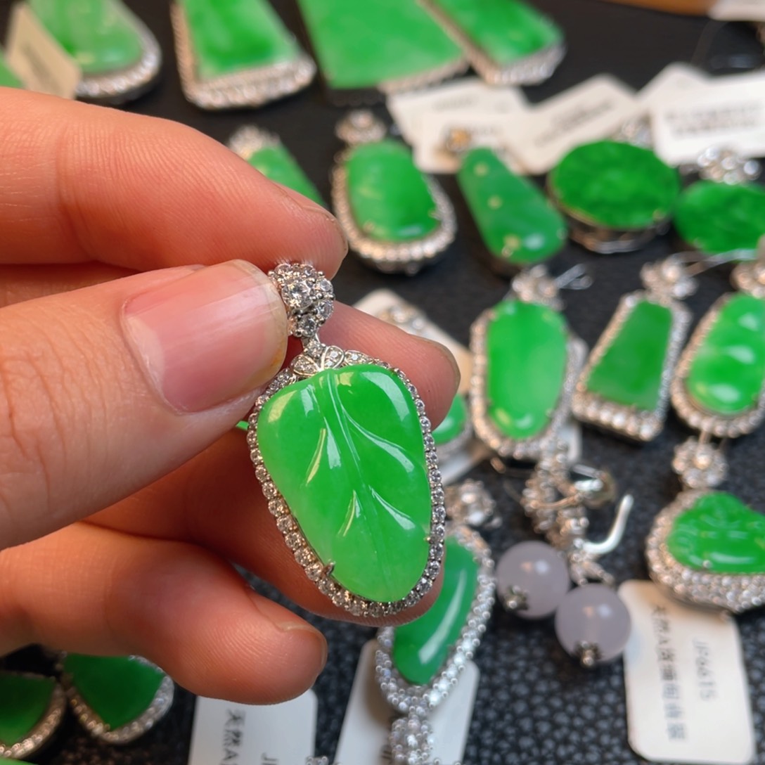 翡翠银S925镶嵌吊坠(不含链)