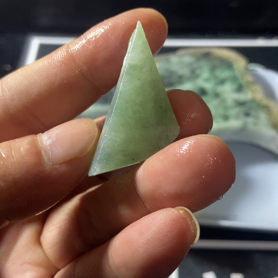 定制翡翠未镶嵌翡翠定制