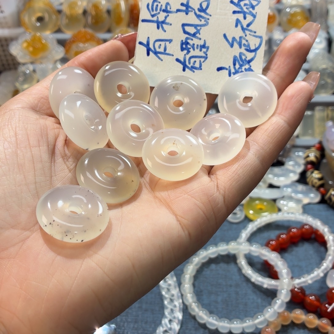 玛瑙/玉髓未镶嵌吊坠(不含链)